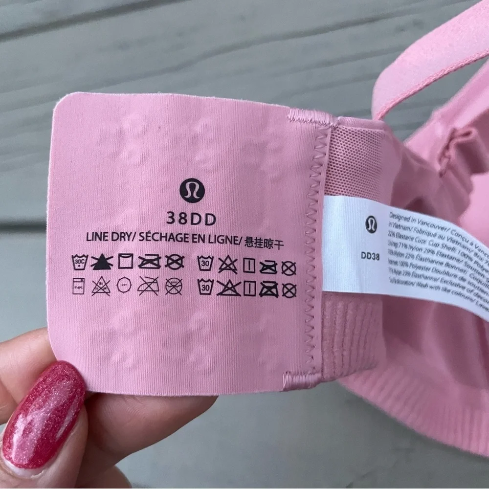 Lululemon Energy Bra *High Support in Pink Puff bra size 38 DD